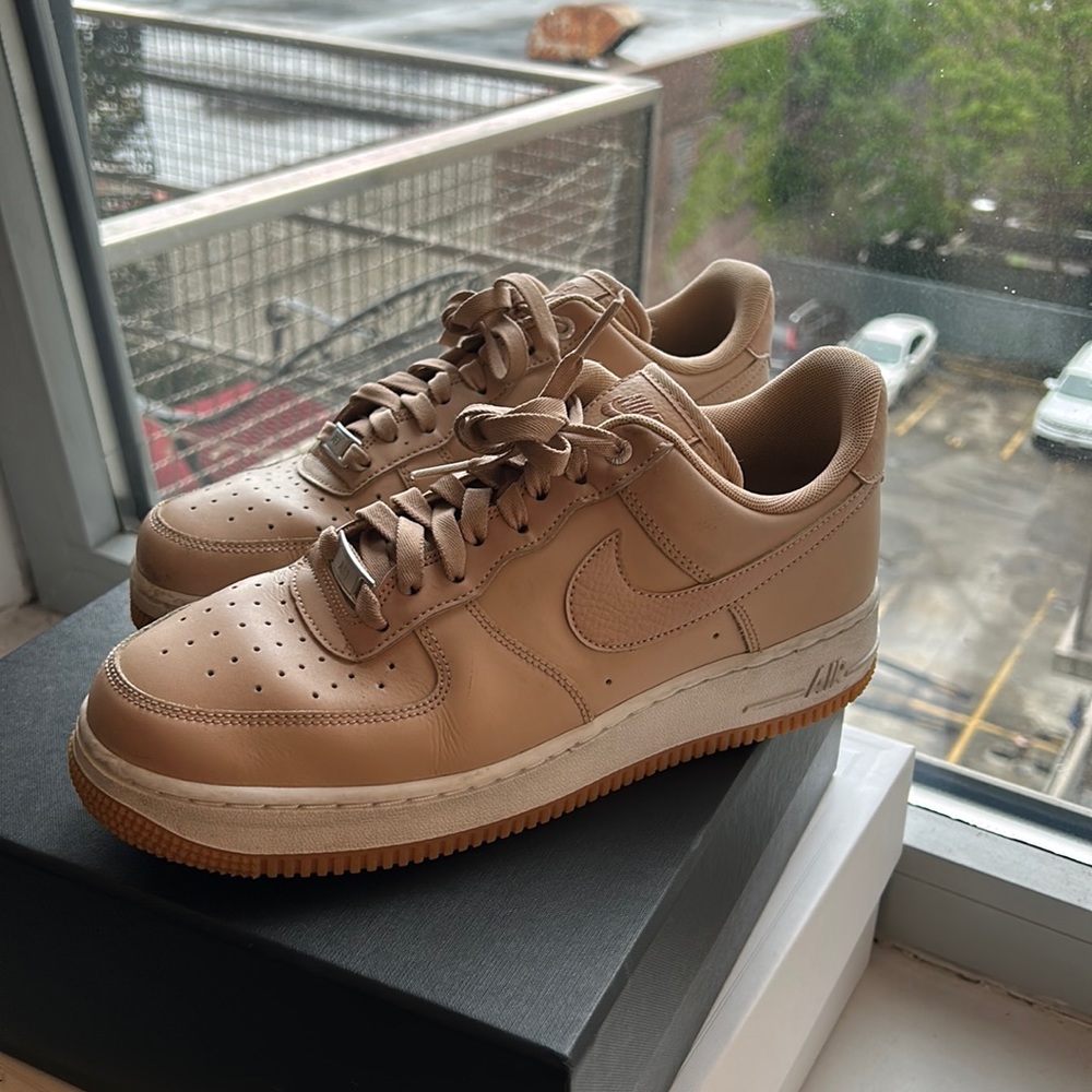Nike Air Force 1 Premium Sneaker